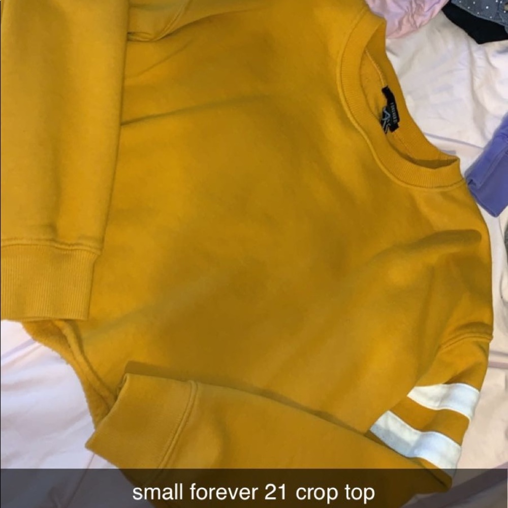 Rue 21 crop top